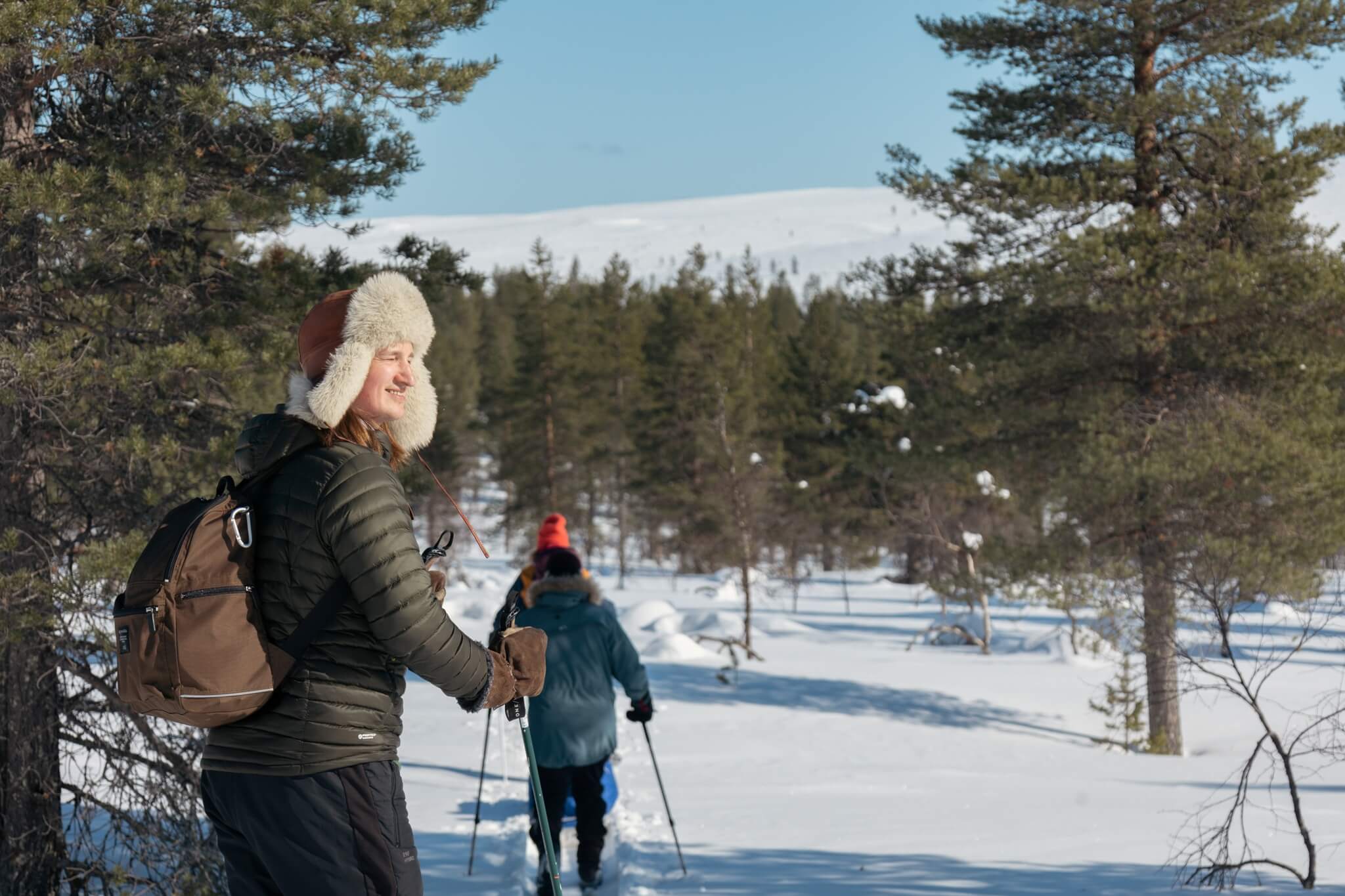 Hiihto, kevättalvi Kiilopää taustalla